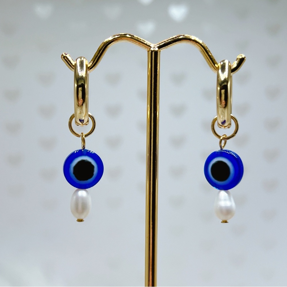 18k gold plated Freshwater pearl 🧿 evil eye 1.5” earrings